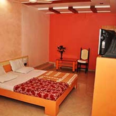 جاندي نجر Hotel Gokul المظهر الخارجي الصورة